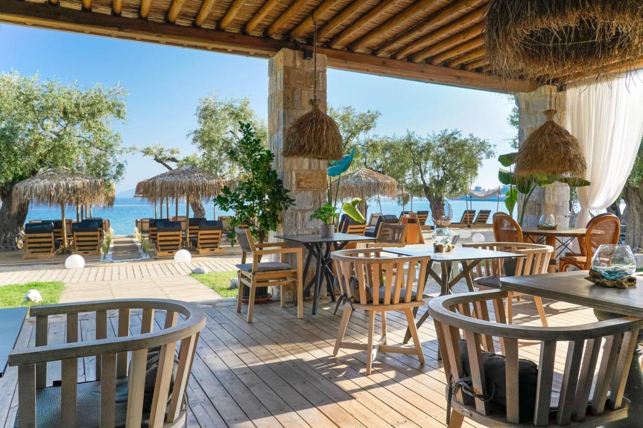 By The Sea Luxury Suites Limenas  Bagian luar foto