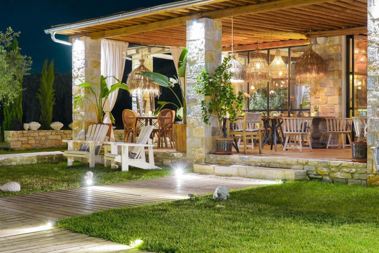 By The Sea Luxury Suites Limenas  Bagian luar foto