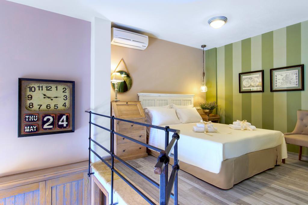 By The Sea Luxury Suites Limenas  Bagian luar foto