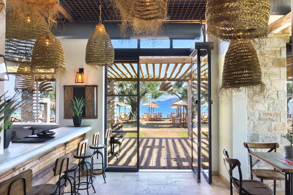 By The Sea Luxury Suites Limenas  Bagian luar foto
