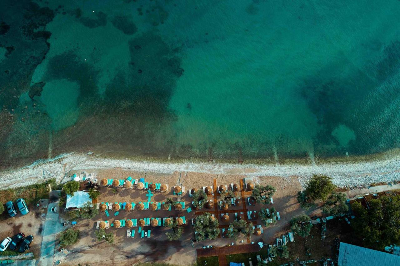 By The Sea Luxury Suites Limenas  Bagian luar foto