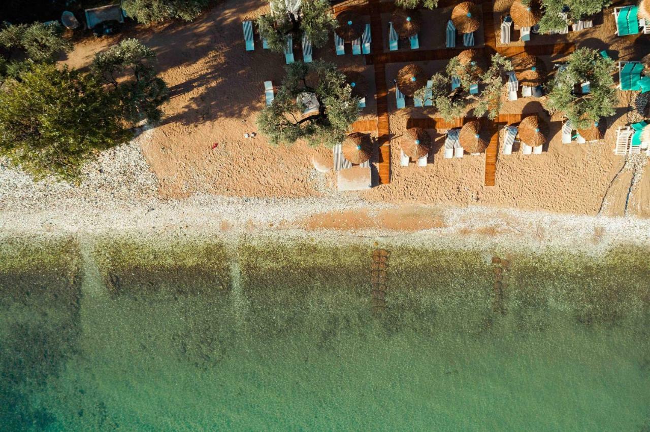 By The Sea Luxury Suites Limenas  Bagian luar foto