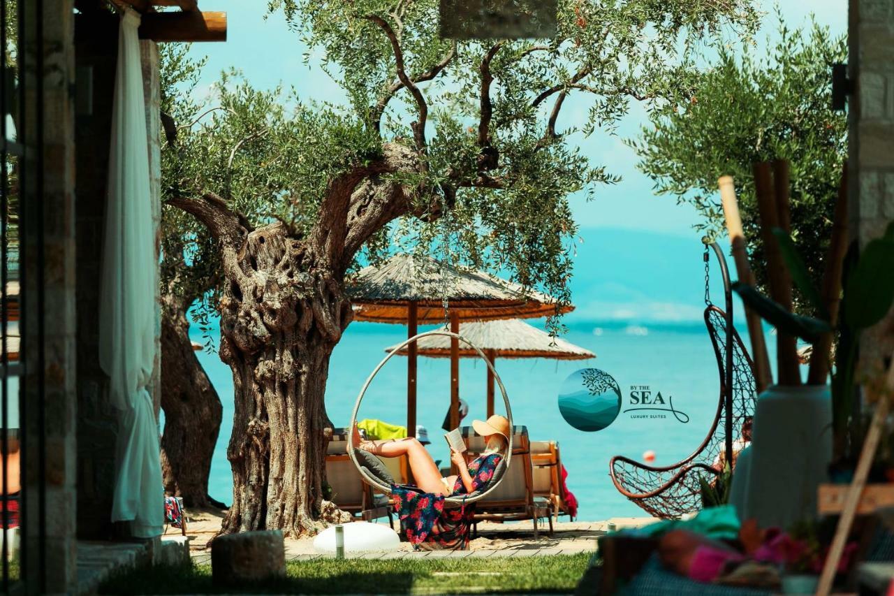 By The Sea Luxury Suites Limenas  Bagian luar foto